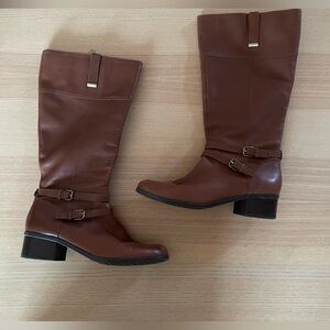 Bandolino Chestnut Heeled Boots